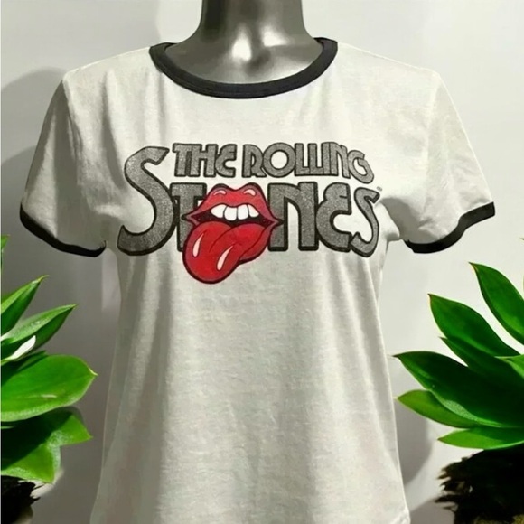 🆕Woman’s Rolling Stones  T Shirt - Picture 1 of 14